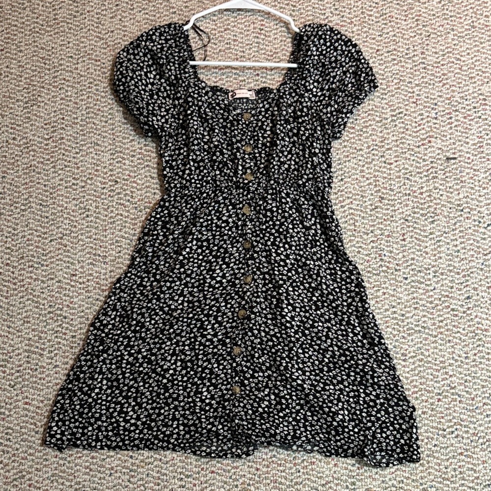 Kohl's Black and White Floral Dress